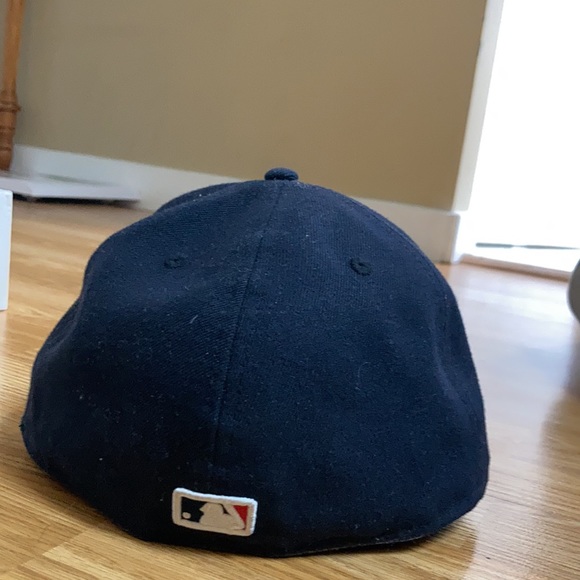 Atlanta Braves fitted hat - Picture 3 of 4